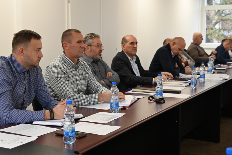 alt ? System.Linq.Enumerable+WhereSelectListIterator`2[zrs_rs.Model.Models.ObjavaSlika,System.String] : Prošireni kolegijum Želјeznica Srpske i Ministrastva saobraćaja i veza