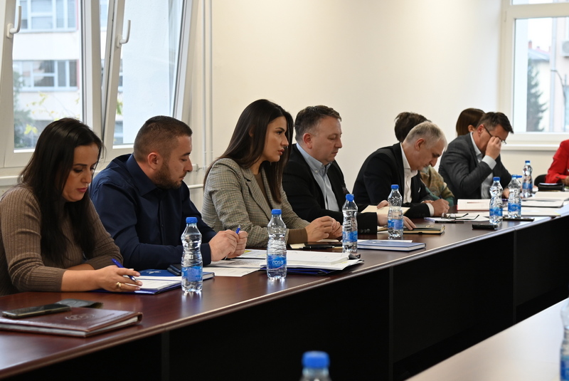 alt ? System.Linq.Enumerable+WhereSelectListIterator`2[zrs_rs.Model.Models.ObjavaSlika,System.String] : Prošireni kolegijum Želјeznica Srpske i Ministrastva saobraćaja i veza