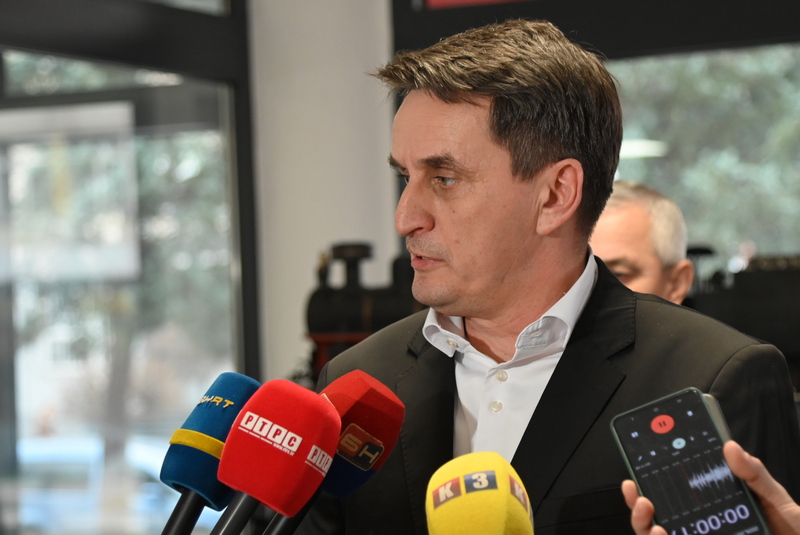 alt ? System.Linq.Enumerable+WhereSelectListIterator`2[zrs_rs.Model.Models.ObjavaSlika,System.String] : Ministar Stevanović: Uspešan i ozbilјan sastanak u Doboju